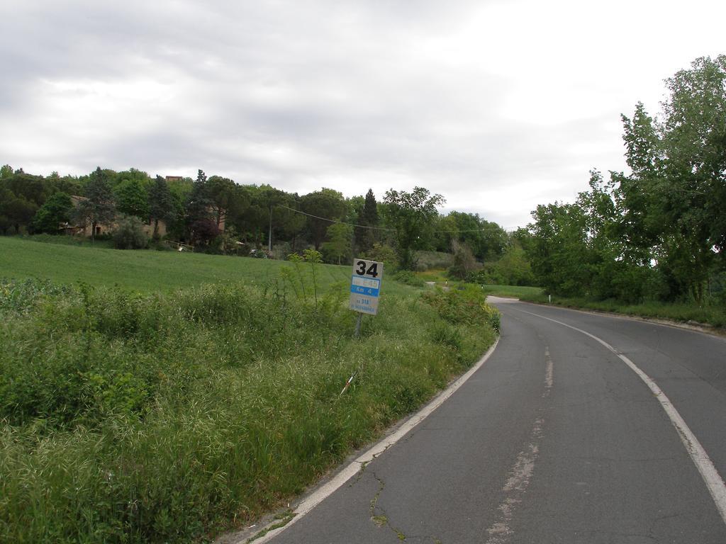 B&B Della Rosa Civitella D'Arna Kültér fotó