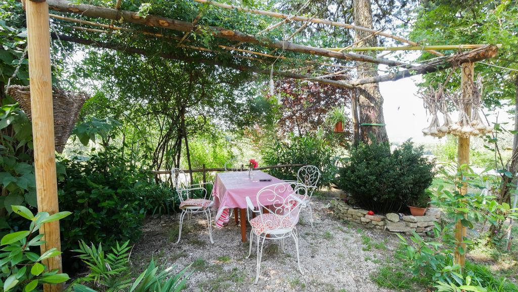 B&B Della Rosa Civitella D'Arna Kültér fotó